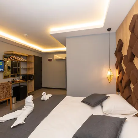 Fly And Stay Airport Hotel-2
