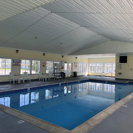 Quality Inn Lakefront-2