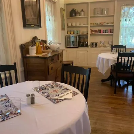 Willard Richards Inn-2