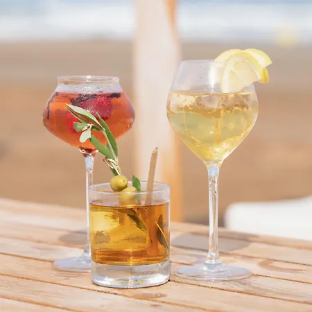 Chateau L'Hospitalet Wine Resort Beach & Spa-3