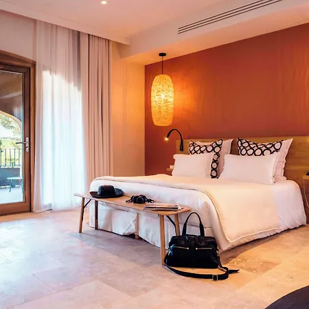 Chateau L'Hospitalet Wine Resort Beach & Spa-3