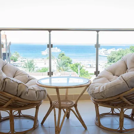 Redcon Suites-3