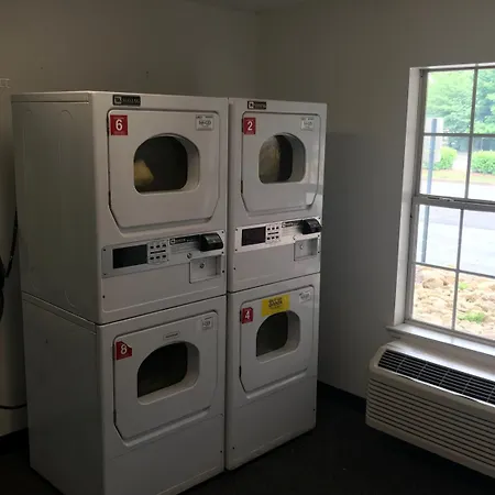 Intown Suites Extended Stay Atlanta Ga - Lithia Springs-2