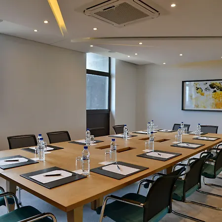 City Lodge Hotel Maputo, Mozambique-3