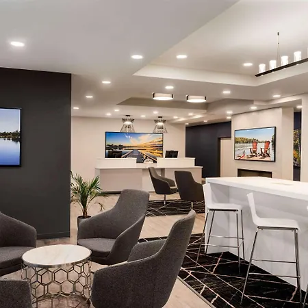 Microtel Inn & Suites By Wyndham Aurora-3