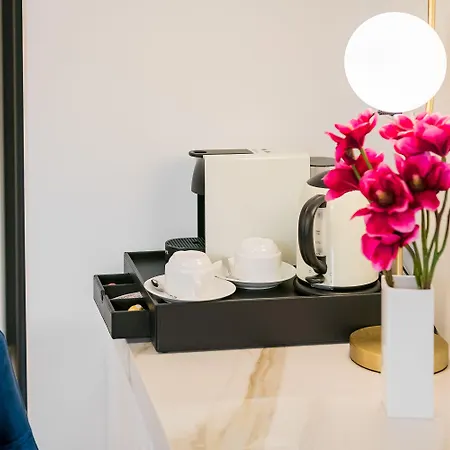 Flos Luxury Rooms-2