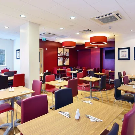 Travelodge Glasgow Queen Street-2