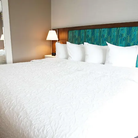 Hampton Inn & Suites St Clairsville, Oh-3
