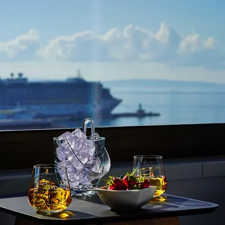 Horizon Luxury Suites & Design Rooms-2