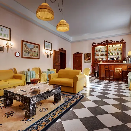 Hotel Residenza In Farnese-2