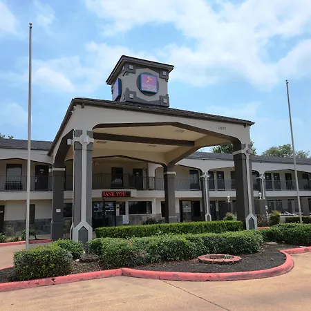 Express Inn Tomball-3