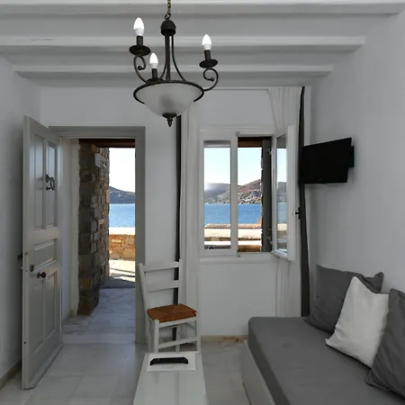 Parian Lithos Residence-3