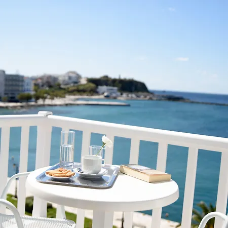 Nama Hotel Tinos-2