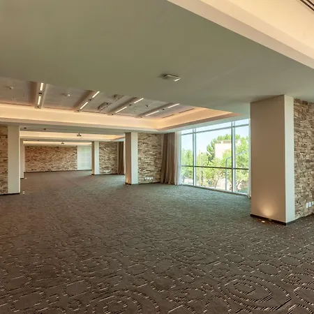 Hilton Garden Inn Neuquen-3