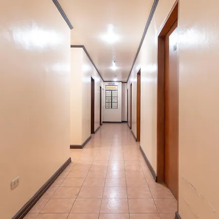 Reddoorz @ Downtown Tacloban-2