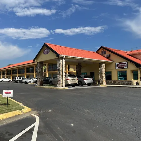 Country Hearth Inn & Suites Cartersville-3