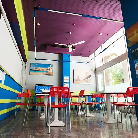 Athens International Youth Hotel And Hostel-3