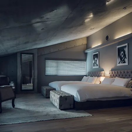Node Hotel-3