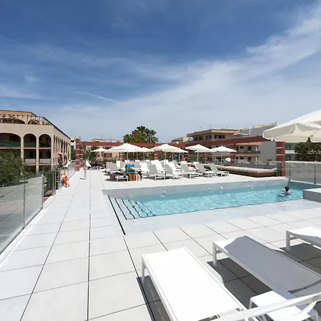 Kyrat Amarac Suites-2