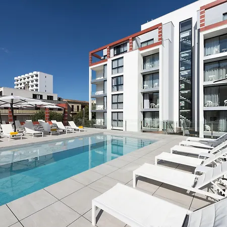 Kyrat Amarac Suites-3
