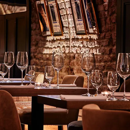 Hotel Teatro Boutique Old Town - Destigo Hotels-2