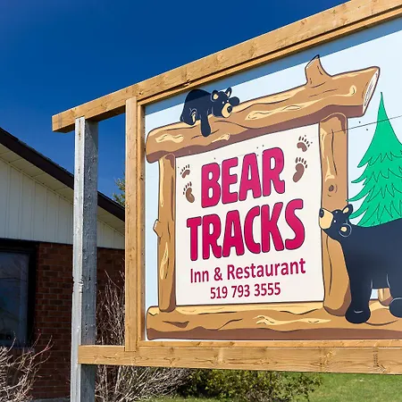 Bear Tracks Inn-3