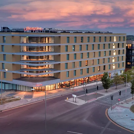 Hampton By Hilton Ashford International-3