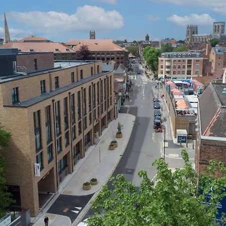 Hampton By Hilton York Piccadilly-2