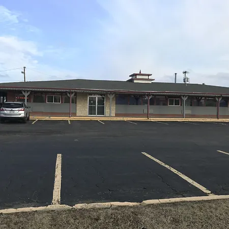 Village Inn Salina-2