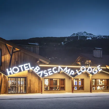 Hotel Base Camp Lodge - Bourg Saint Maurice-3