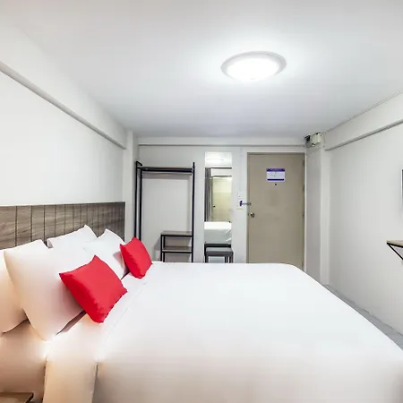 Livotel Express Hotel Ramkhamhaeng 50 Bangkok - No Parking-3