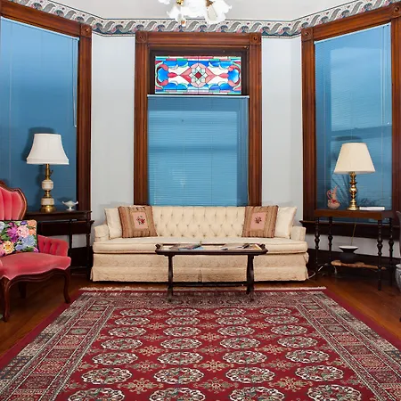 L&N Bed And Breakfast Ltd-2