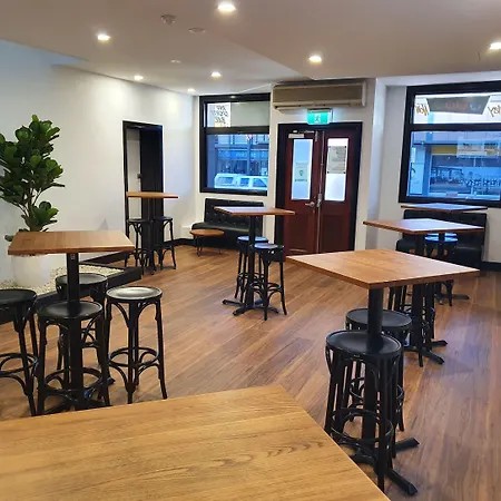 Empire Hotel Goulburn-2