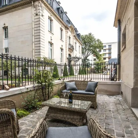 Les Suites du 33-3