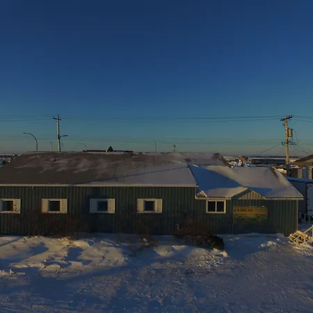 Iceberg Inn-2