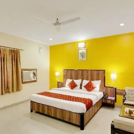 Didi Hotel Alambagh-3