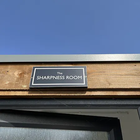 The Ship Inn - Self Catering Accommodation-2