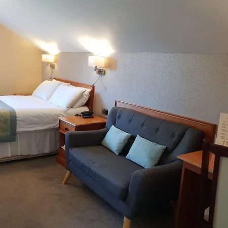 Victoria Park Lodge-3