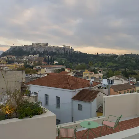 L'Avventura Athens-3