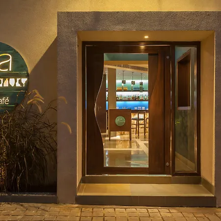 Hotel Hilltone-3