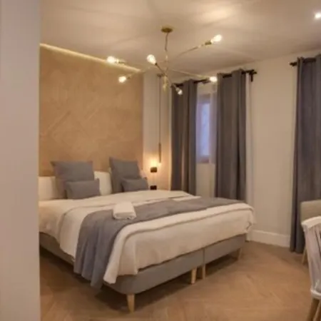 Suites You Soho-3