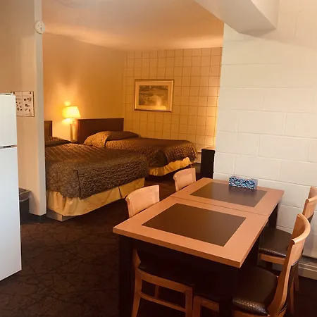 Red Carpet Inn & Suites-2