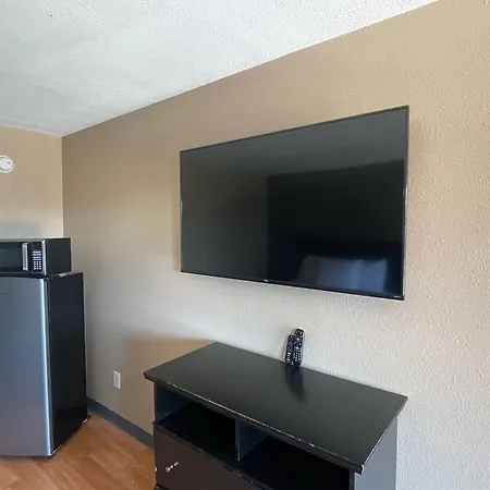Best Budget Inn-2