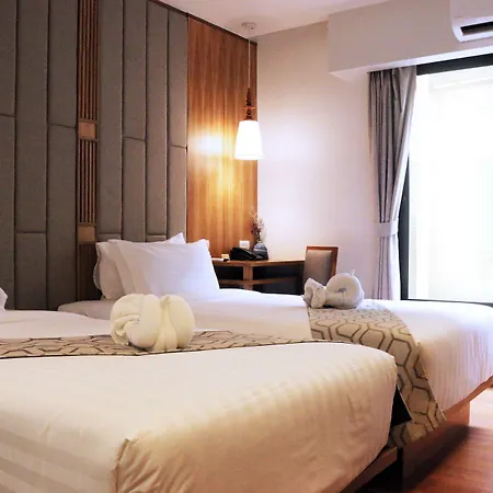 Lanna Thaphae Hotel-3