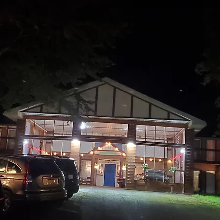 Pocono Mountain Hotel And Spa-2
