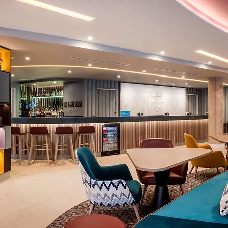 Hampton By Hilton Bath City-2