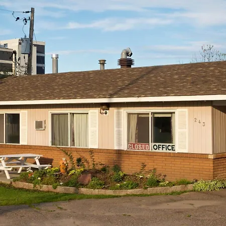 Northlander Motel-2
