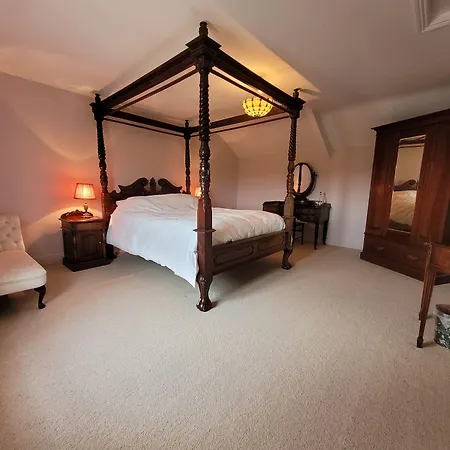 Burton Grange Farmhouse Bed And Breakfast-2
