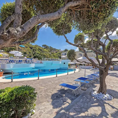 Hotel Zaro-2