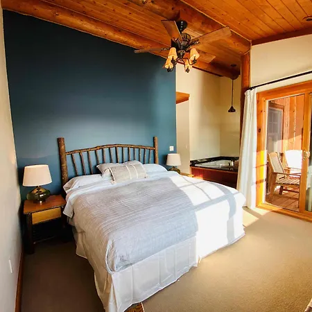 Ampersand Bay Resort-3